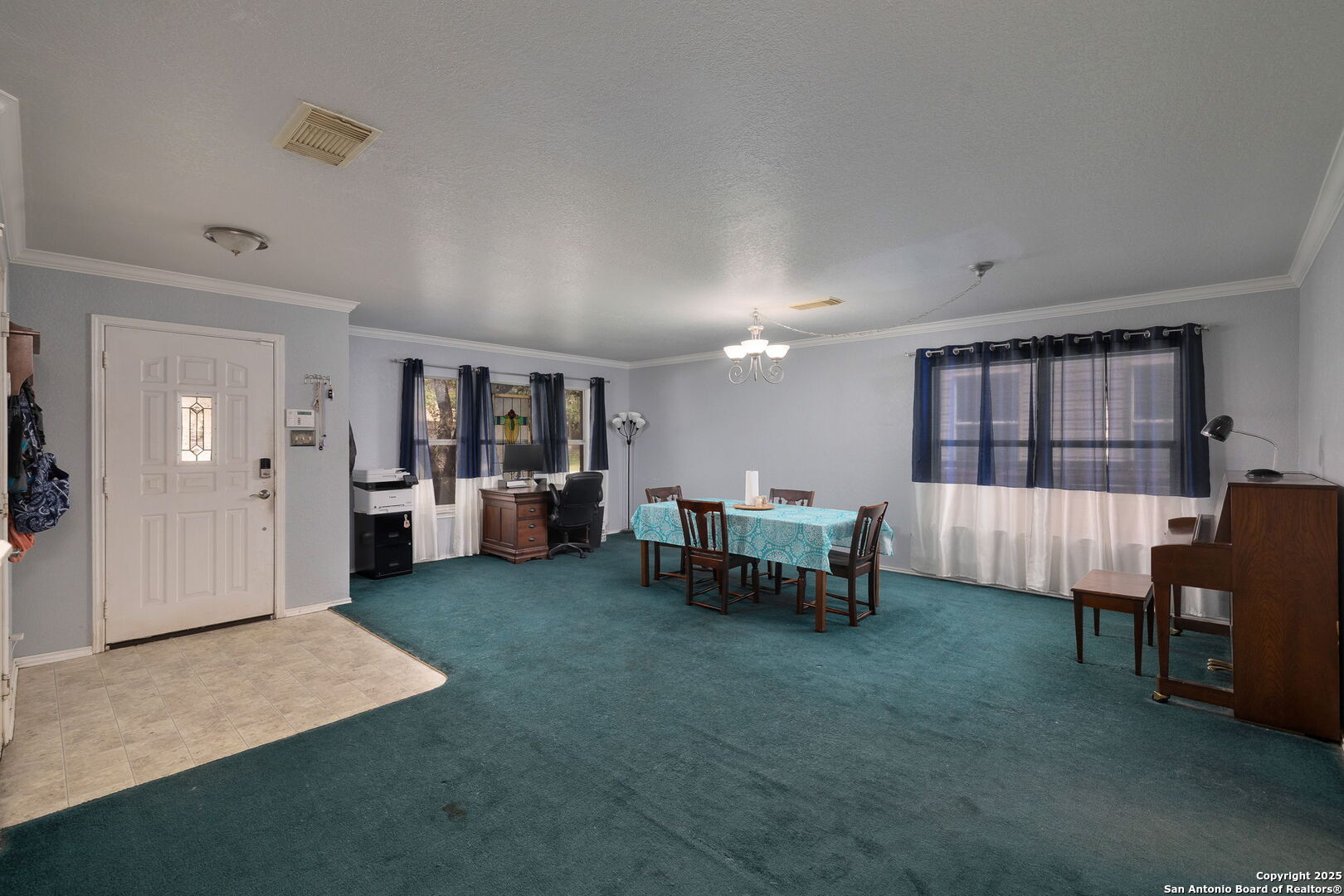 418 Diver San Antonio, TX 78253 - Photo 3 of 24