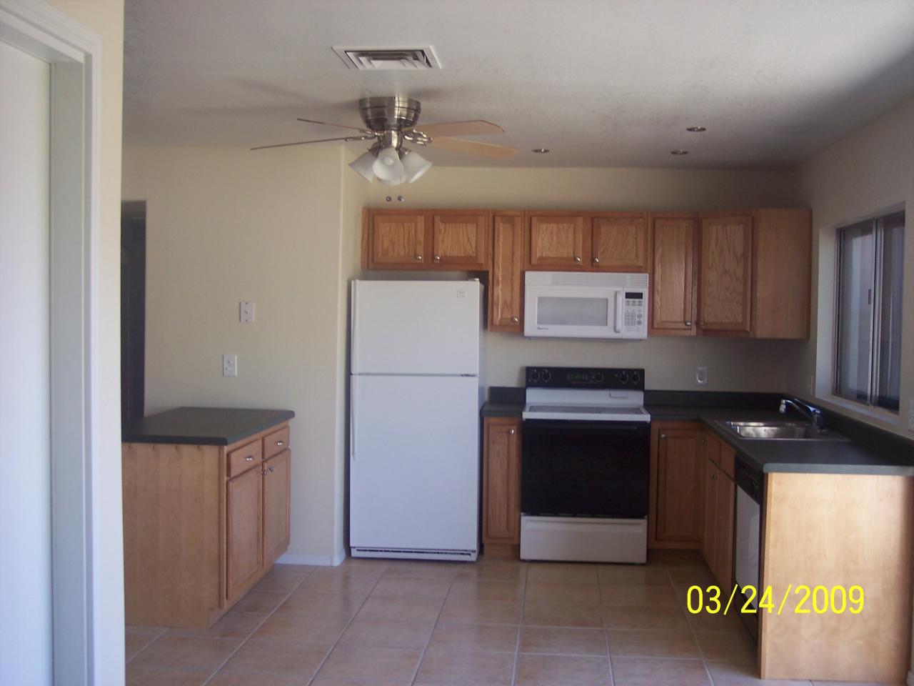 2414 East John Cabot Road Phoenix, AZ 85032 - Photo 2 of 10 Ketchin