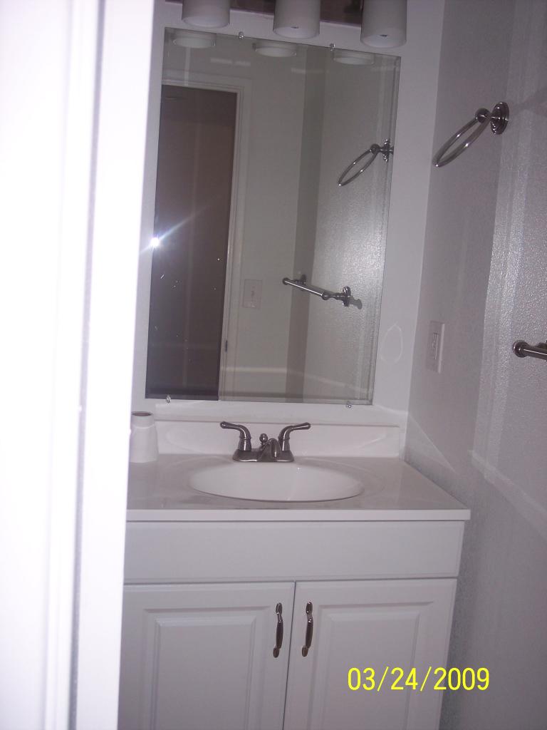 2414 East John Cabot Road Phoenix, AZ 85032 - Photo 5 of 10 bathroom master