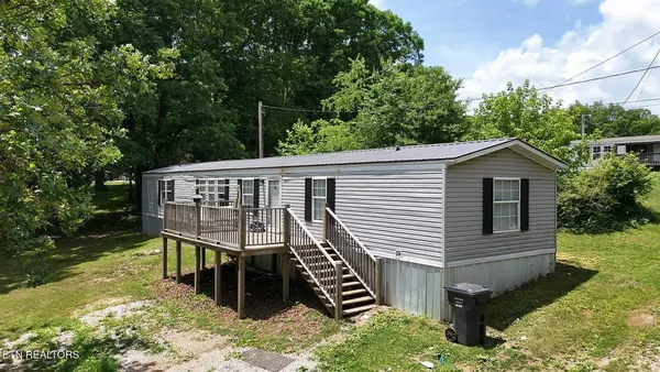 $120,000 | 647 West Robbins Road, Robbins, TN 37852