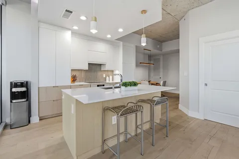 $797,000 | 360 Nueces Street, Unit 1217, Austin, TX 78701
