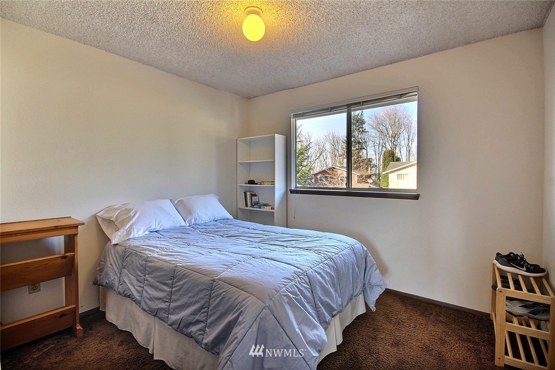 1633 Index Avenue Southeast Renton, WA 98058 - Photo 11 of 20 Gallery Image 11
