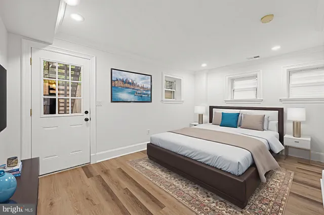 $549,000 | 15 Seaton Place Northeast, Unit 1, Washington, DC 20002