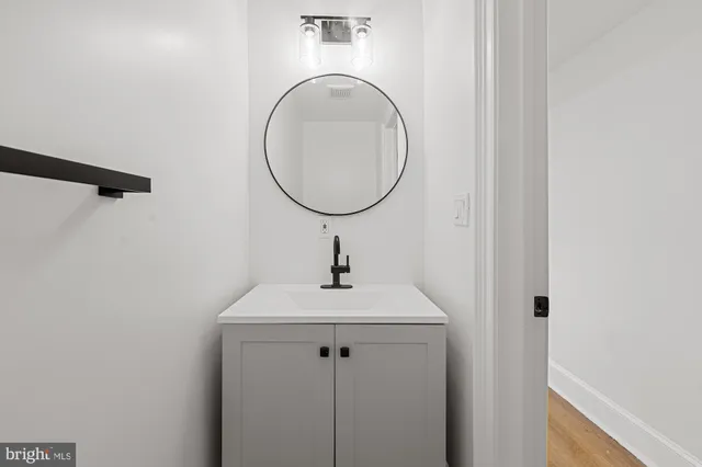 $549,000 | 15 Seaton Place Northeast, Unit 1, Washington, DC 20002