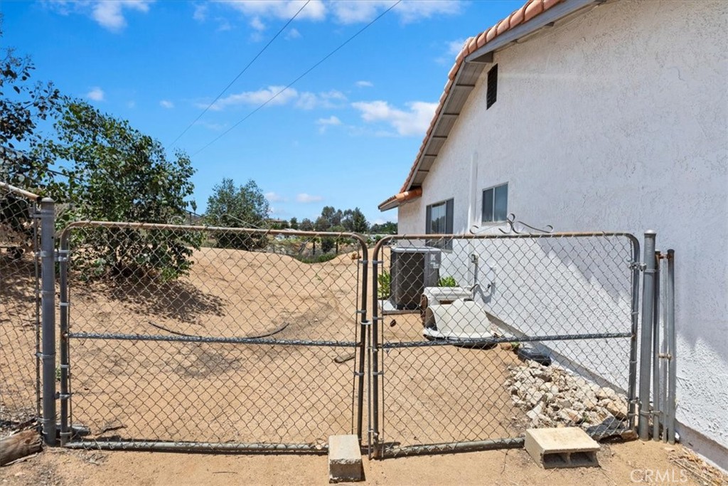 20061 Lounsberry Road Perris, CA 92570 - Photo 50 of 60