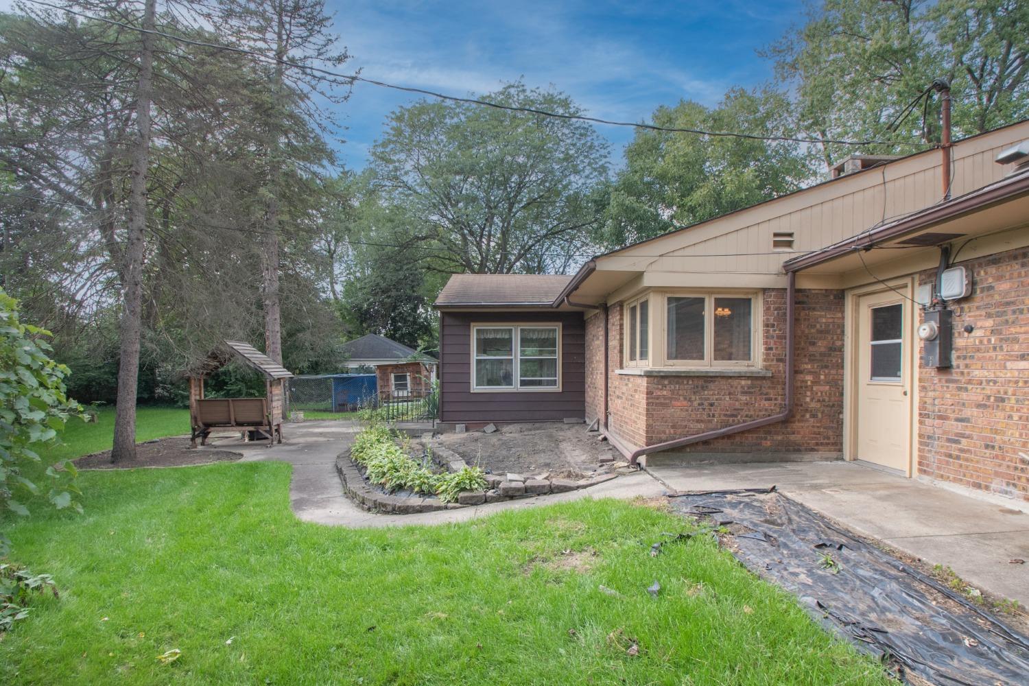 2248 Ridgewood Street Highland, IN 46322 - Photo 25 of 28 1500x1000