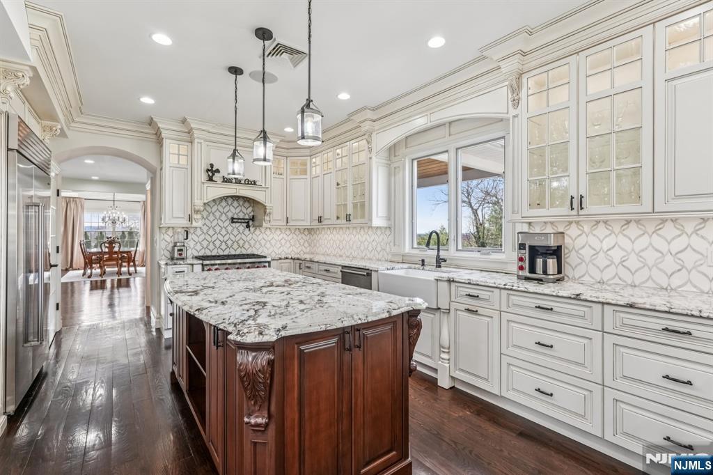 73 Maple Avenue Wayne, NJ 07470 - Photo 13 of 46