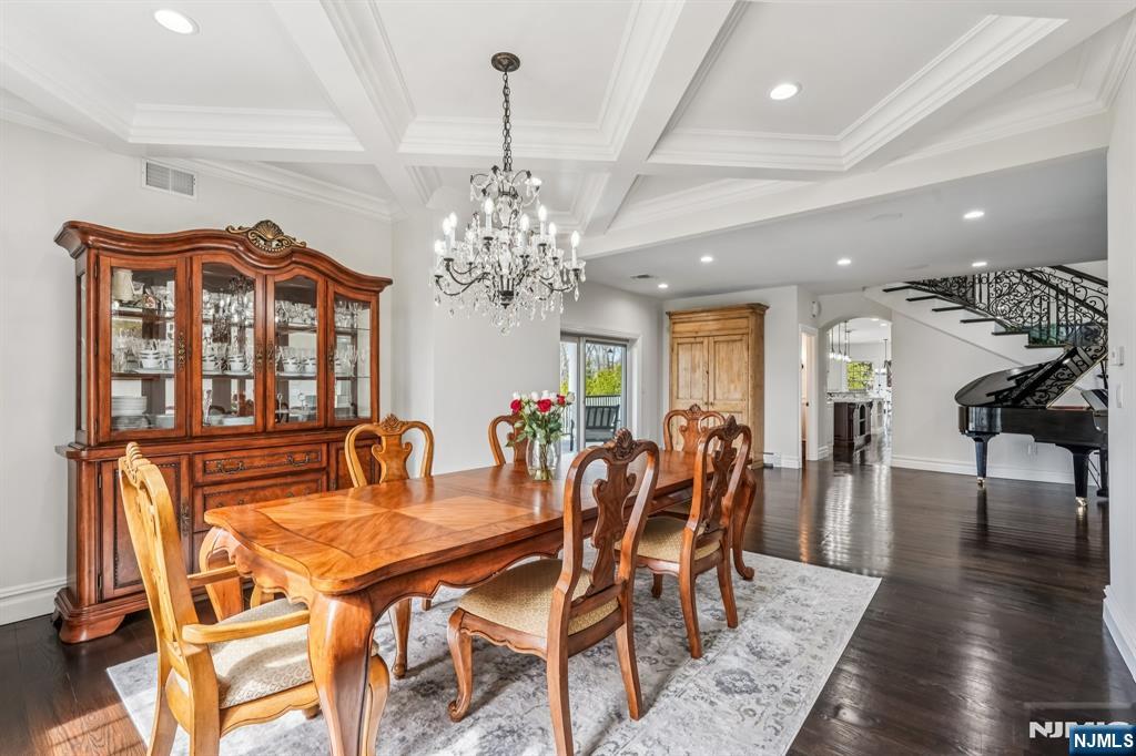 73 Maple Avenue Wayne, NJ 07470 - Photo 20 of 46