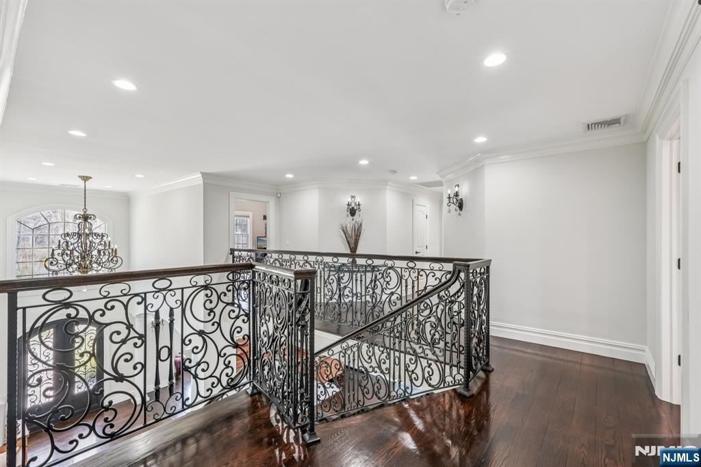 73 Maple Avenue Wayne, NJ 07470 - Photo 22 of 46