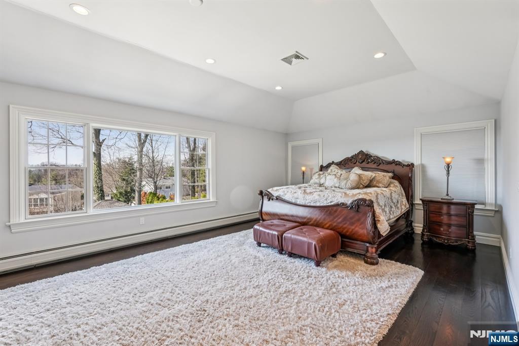 73 Maple Avenue Wayne, NJ 07470 - Photo 24 of 46