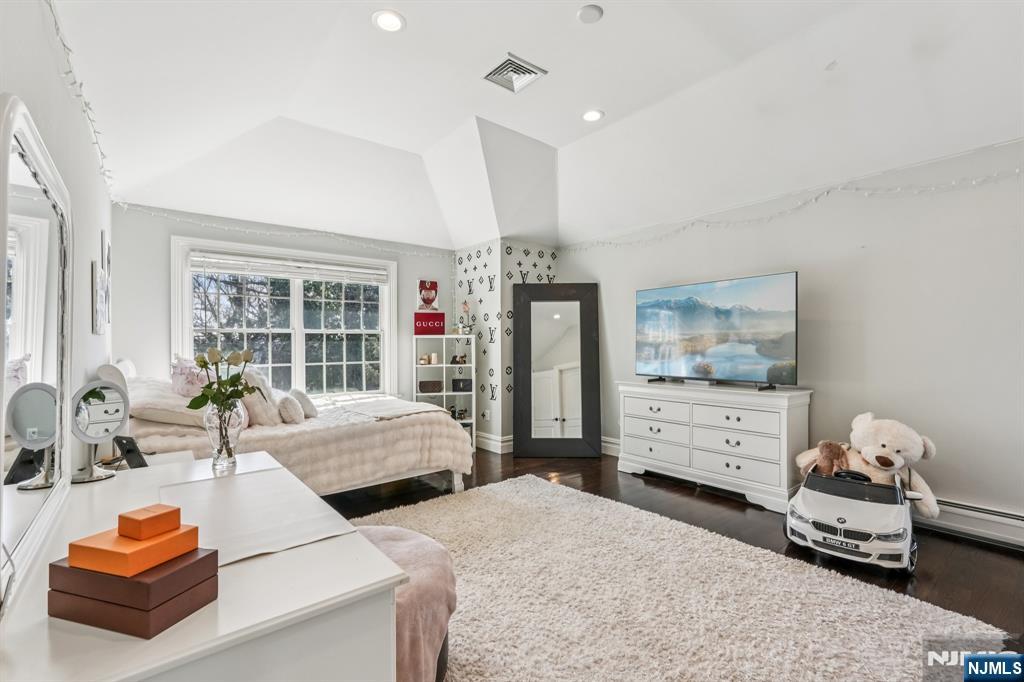 73 Maple Avenue Wayne, NJ 07470 - Photo 29 of 46