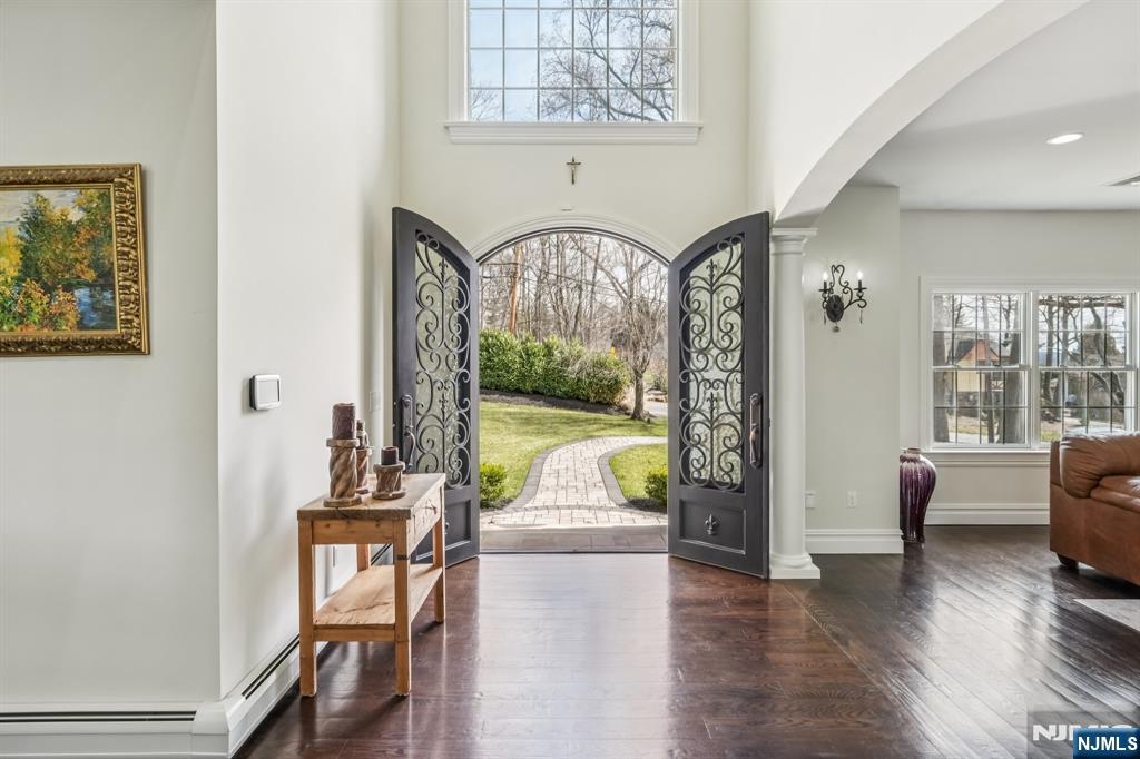 73 Maple Avenue Wayne, NJ 07470 - Photo 6 of 46