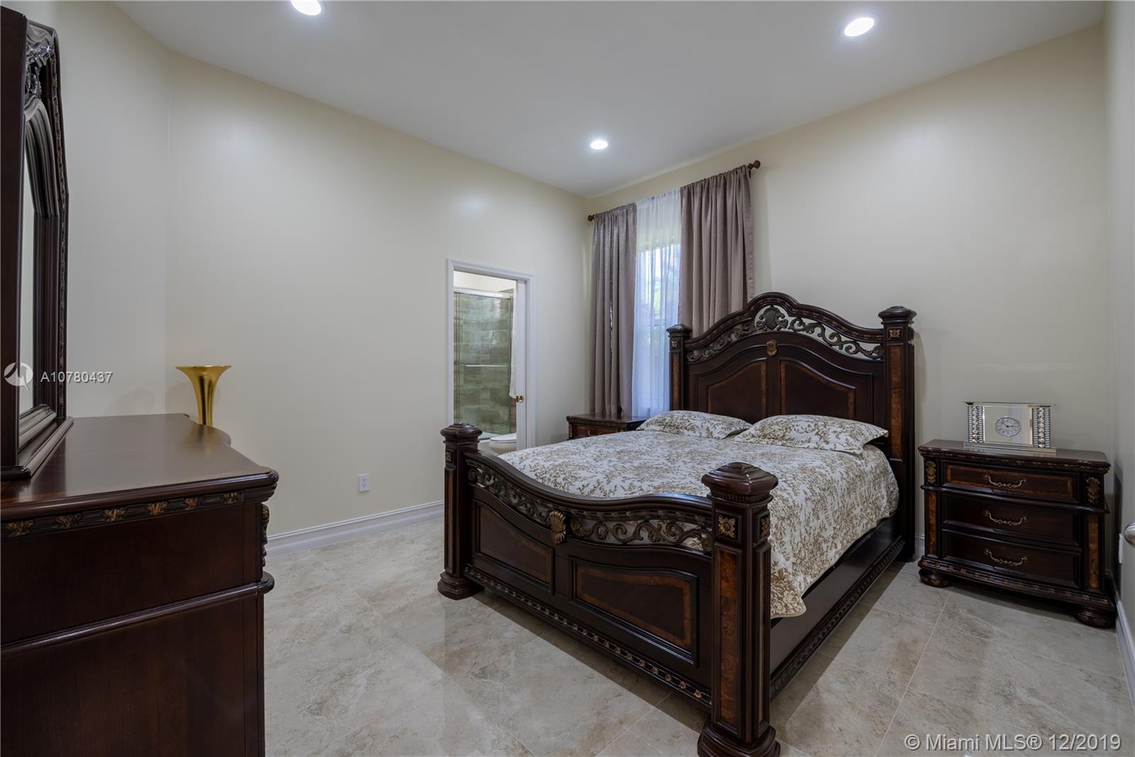 10607 Stonebridge Boulevard Boca Raton, FL 33498 - Photo 28 of 46 Gallery Image 28