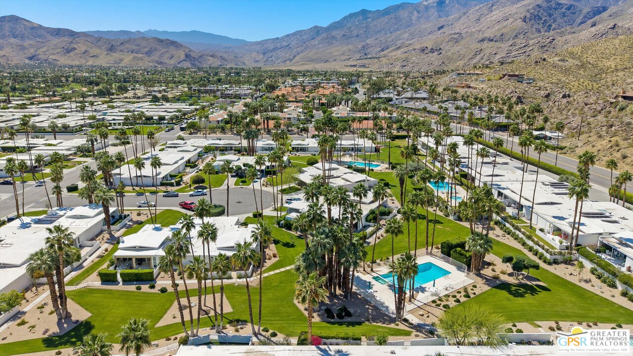 233 Toro Circle Palm Springs, CA 92264 - Photo 39 of 39 a view of a city with a mountain