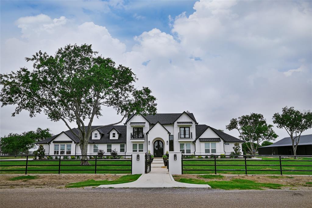 200 Corral Road Godley, TX 76044 - Photo 1 of 40 Gallery Image 1