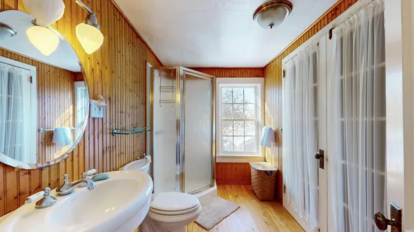 $549,000 | 681 Weybridge Street, Middlebury, VT 05753