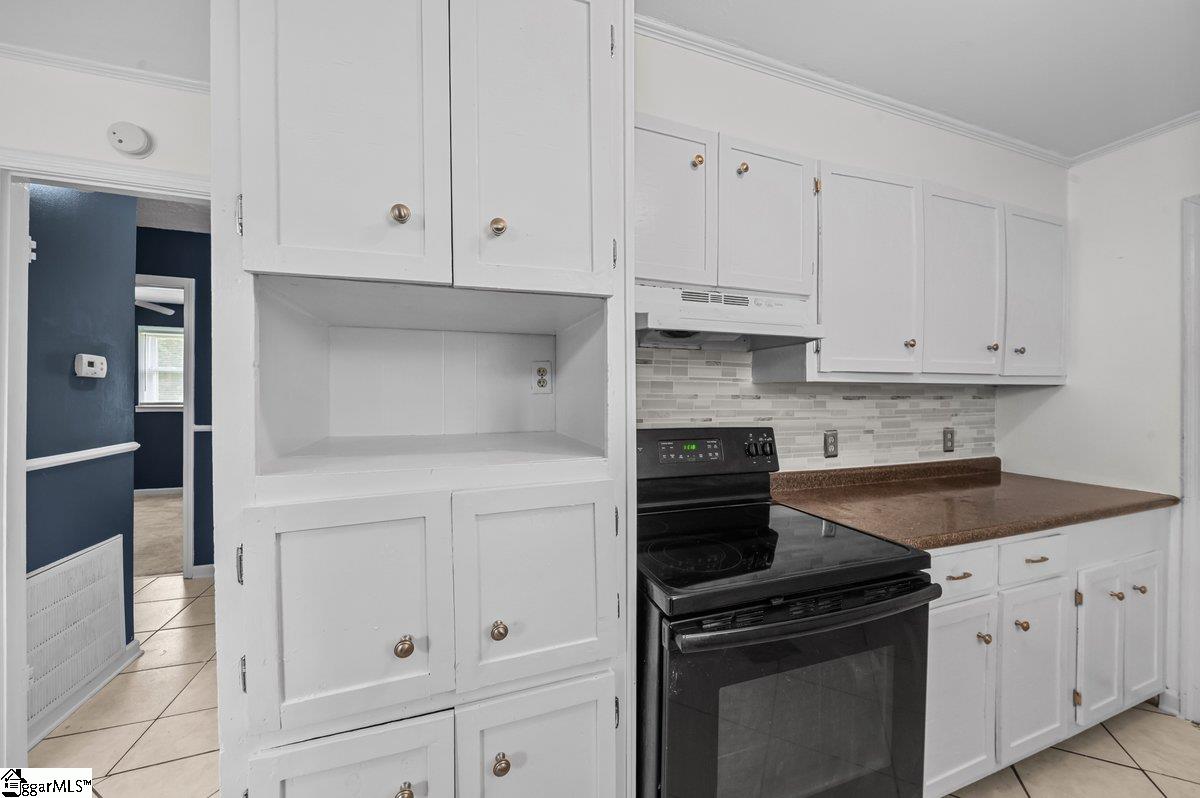 311 State Rd S-42-9795 Greer, SC 29651 - Photo 5 of 29