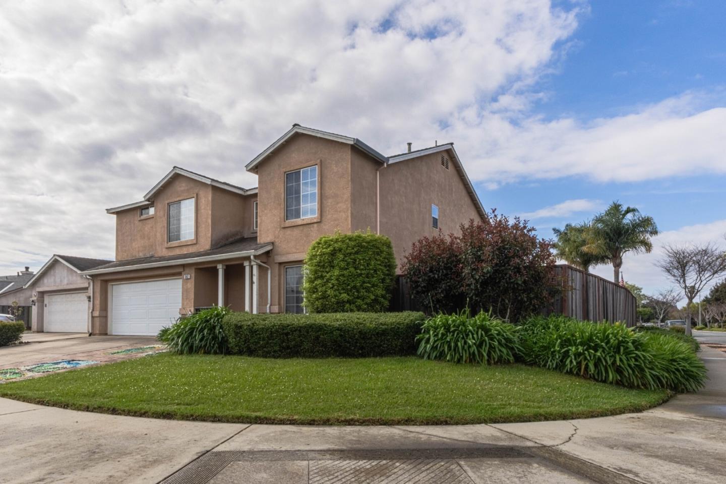 362 Zinfandel Way Salinas, CA 93906 - Photo 2 of 30