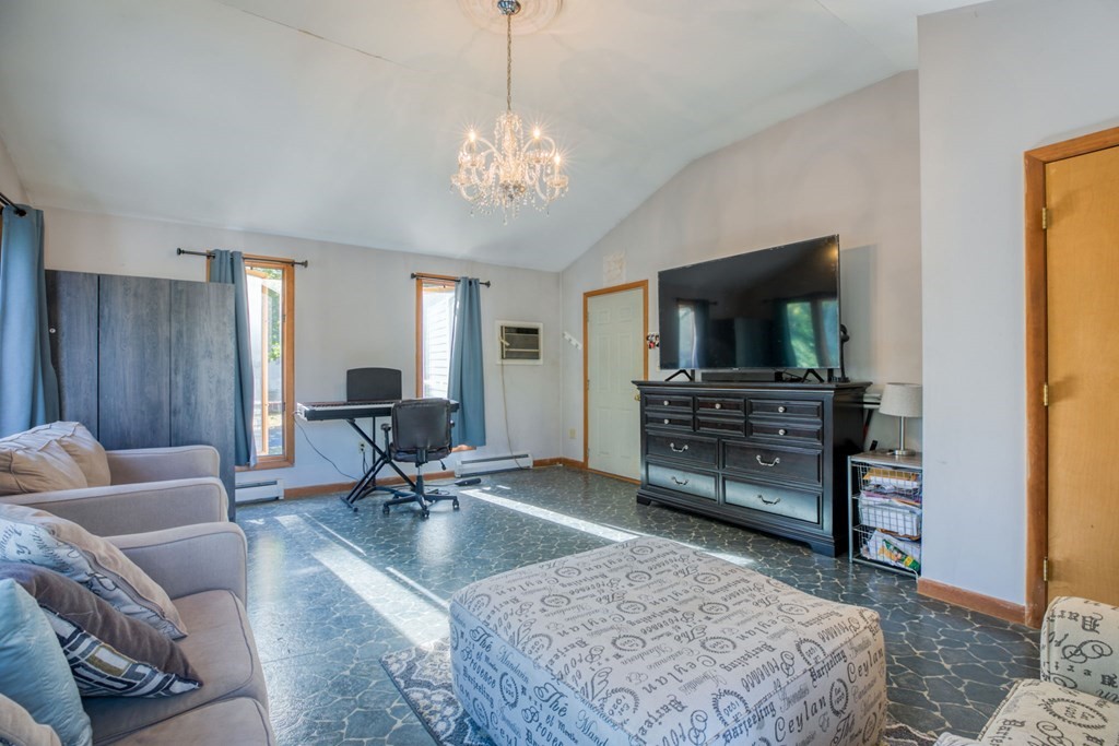 170 Pomeroy Meadow Road Southampton, MA 01073 - Photo 16 of 42