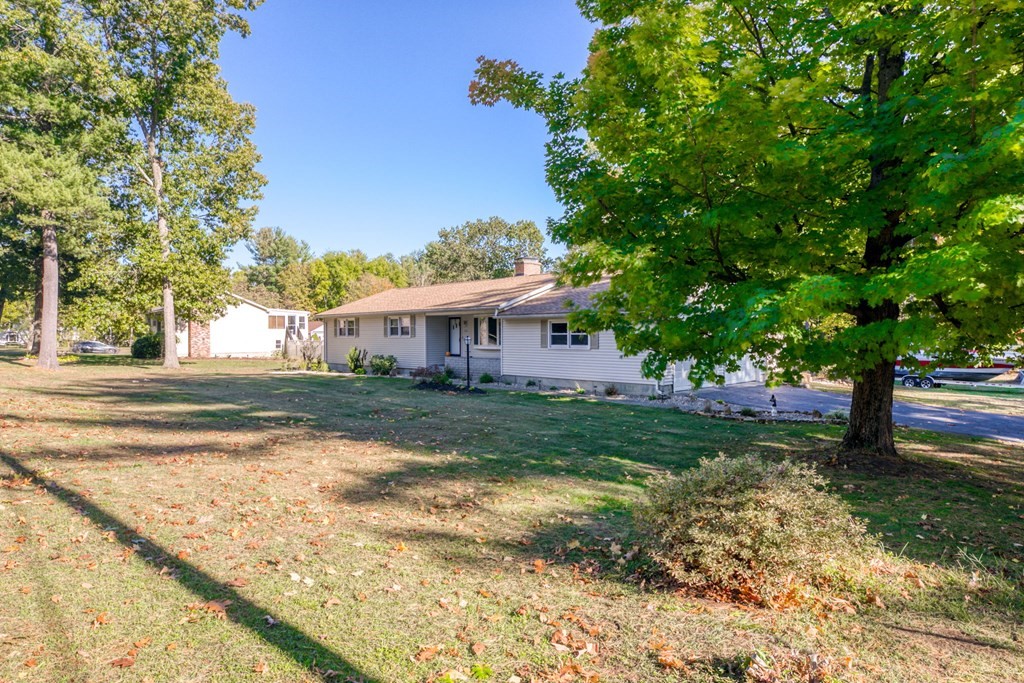 170 Pomeroy Meadow Road Southampton, MA 01073 - Photo 2 of 42
