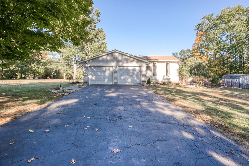 170 Pomeroy Meadow Road Southampton, MA 01073 - Photo 32 of 42