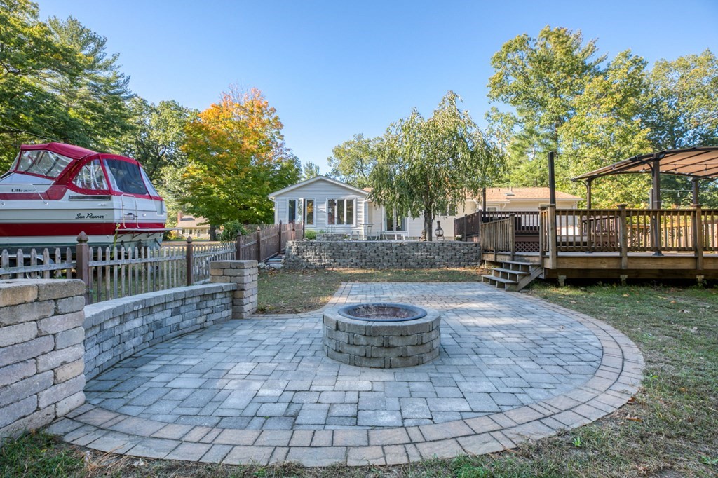 170 Pomeroy Meadow Road Southampton, MA 01073 - Photo 38 of 42