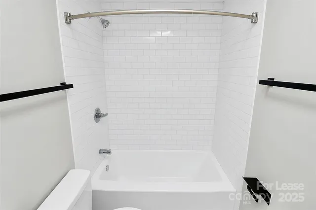 $1,195 | 3516 The Plaza, Charlotte, NC 28205