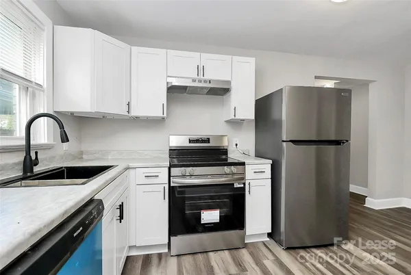 $1,040 | 3516 The Plaza, Charlotte, NC 28205