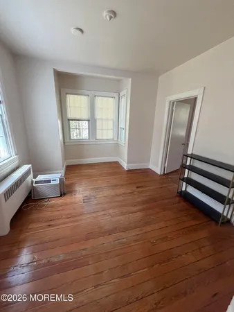 $1,800 | 228 Spring Street, Red Bank, NJ 07701