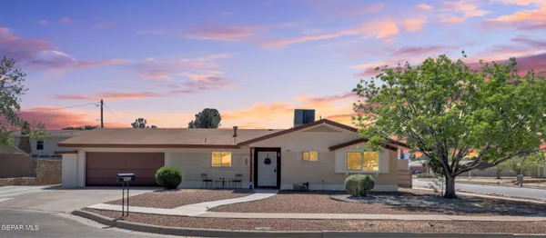 $398,500 | 400 Perth Court, El Paso, TX 79922