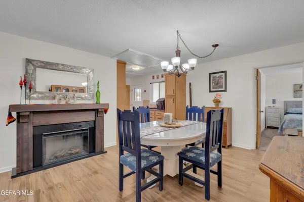 $398,500 | 400 Perth Court, El Paso, TX 79922