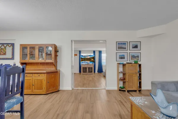 $398,500 | 400 Perth Court, El Paso, TX 79922