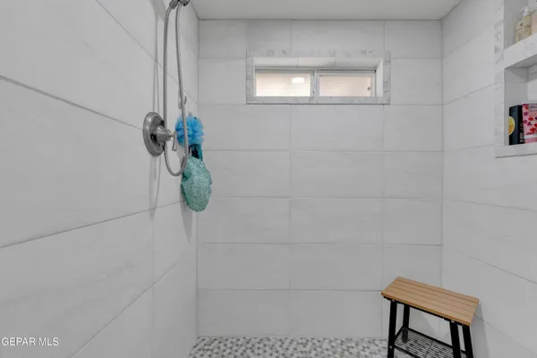 $398,500 | 400 Perth Court, El Paso, TX 79922