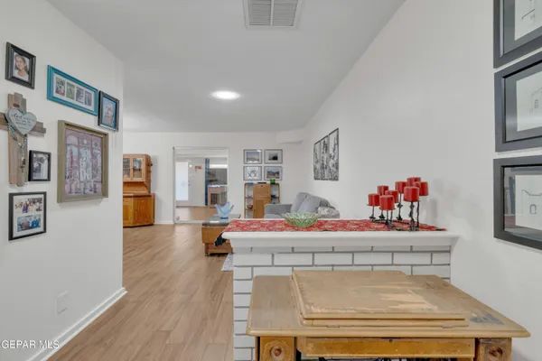 $398,500 | 400 Perth Court, El Paso, TX 79922