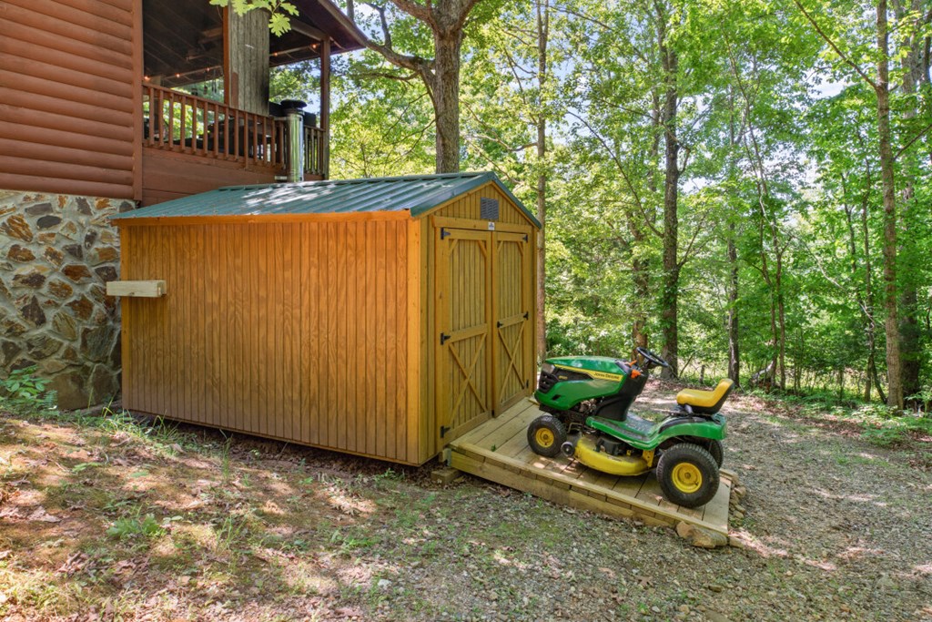 66 Fortenberry Road Young Harris, GA 30582 - Photo 46 of 55 a view of outdoor space and yard