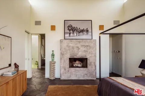 $3,175,000 | 8882 Lookout Mountain Avenue, Los Angeles, CA 90046