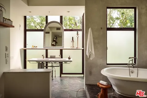 $3,175,000 | 8882 Lookout Mountain Avenue, Los Angeles, CA 90046