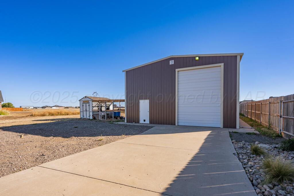 17801 Stone Creek Road Amarillo, TX 79124 - Photo 27 of 31 a view of a building