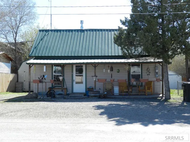 $285,000 | 109 Lena Street, Salmon, ID 83467