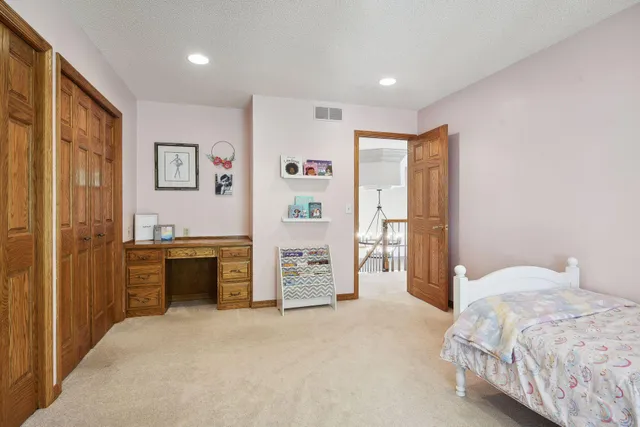 $7,200 | 10481 Bluff Road, Eden Prairie, MN 55347