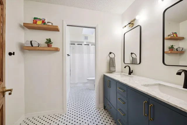 $7,200 | 10481 Bluff Road, Eden Prairie, MN 55347