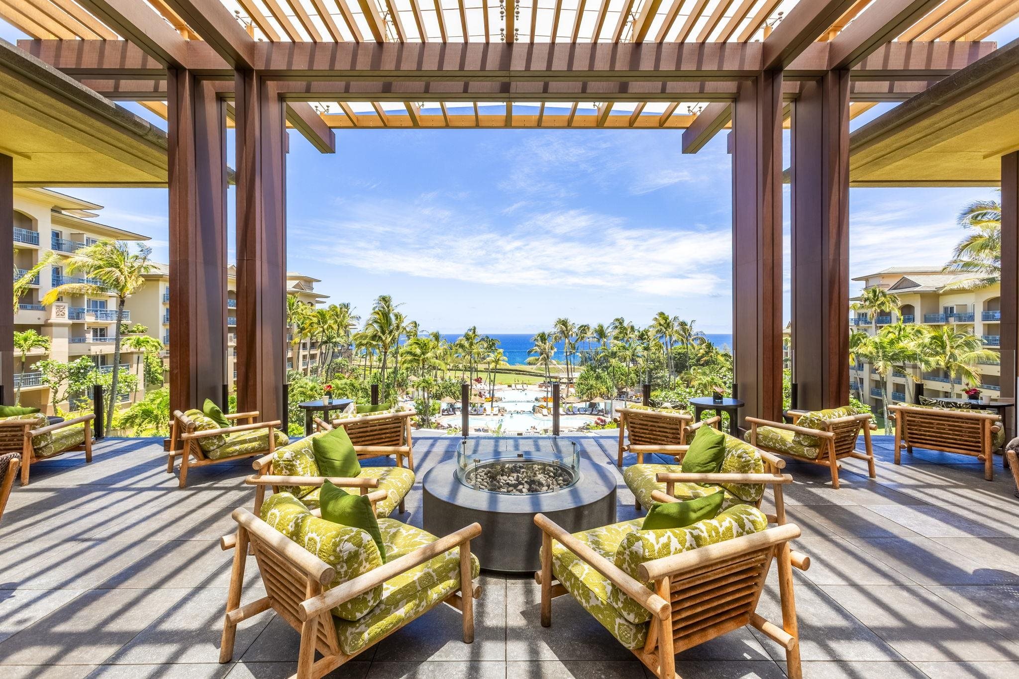 1 Ritz Carlton Drive, Unit 122123 Lahaina, HI 96761 - Photo 31 of 50 a living room with patio furniture and a floor to ceiling window