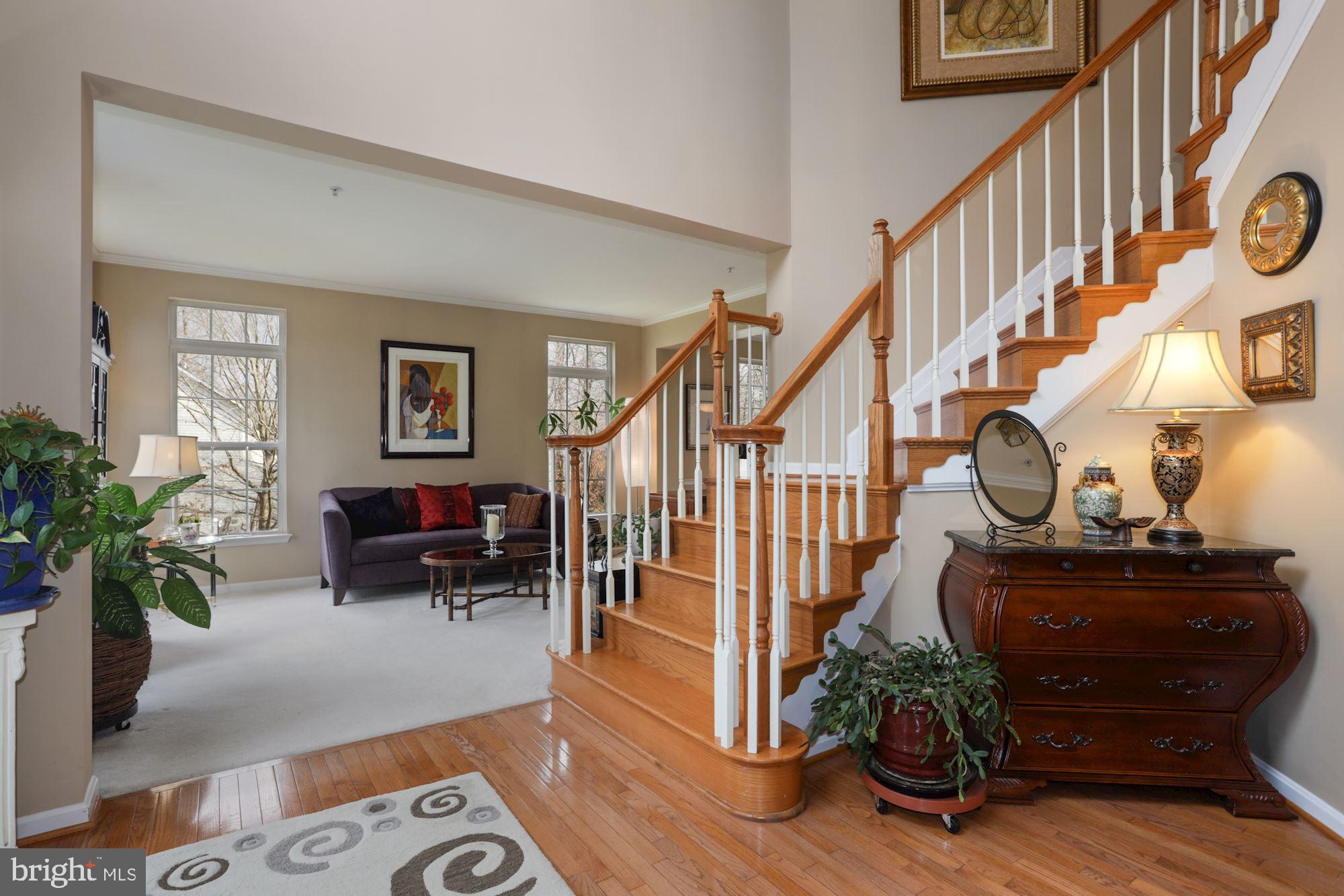9411 Merkel Road Bowie, MD 20715 - Photo 3 of 42 Gracious Foyer