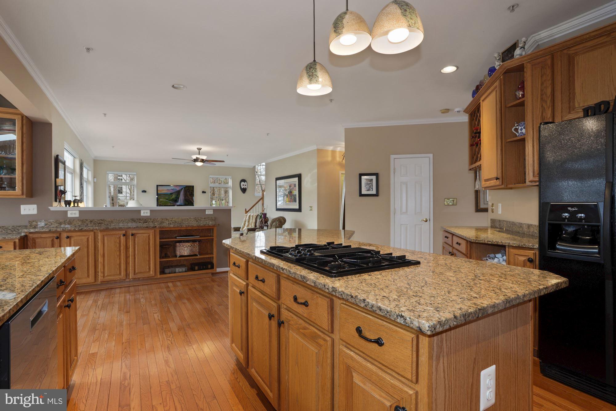 9411 Merkel Road Bowie, MD 20715 - Photo 8 of 42 Island Cooktop
