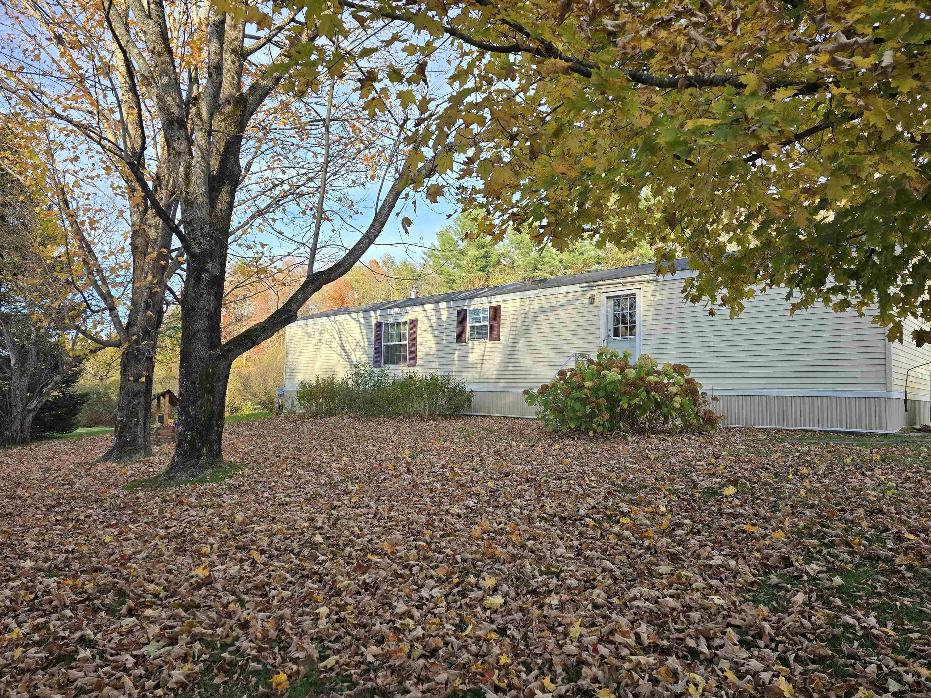 30 Stoney Lane Barton, VT 05822 - Photo 1 of 17