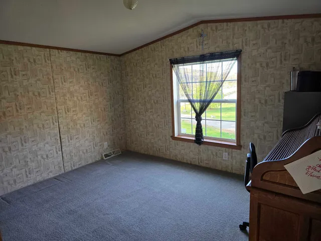 $189,000 | 30 Stoney Lane, Barton, VT 05822