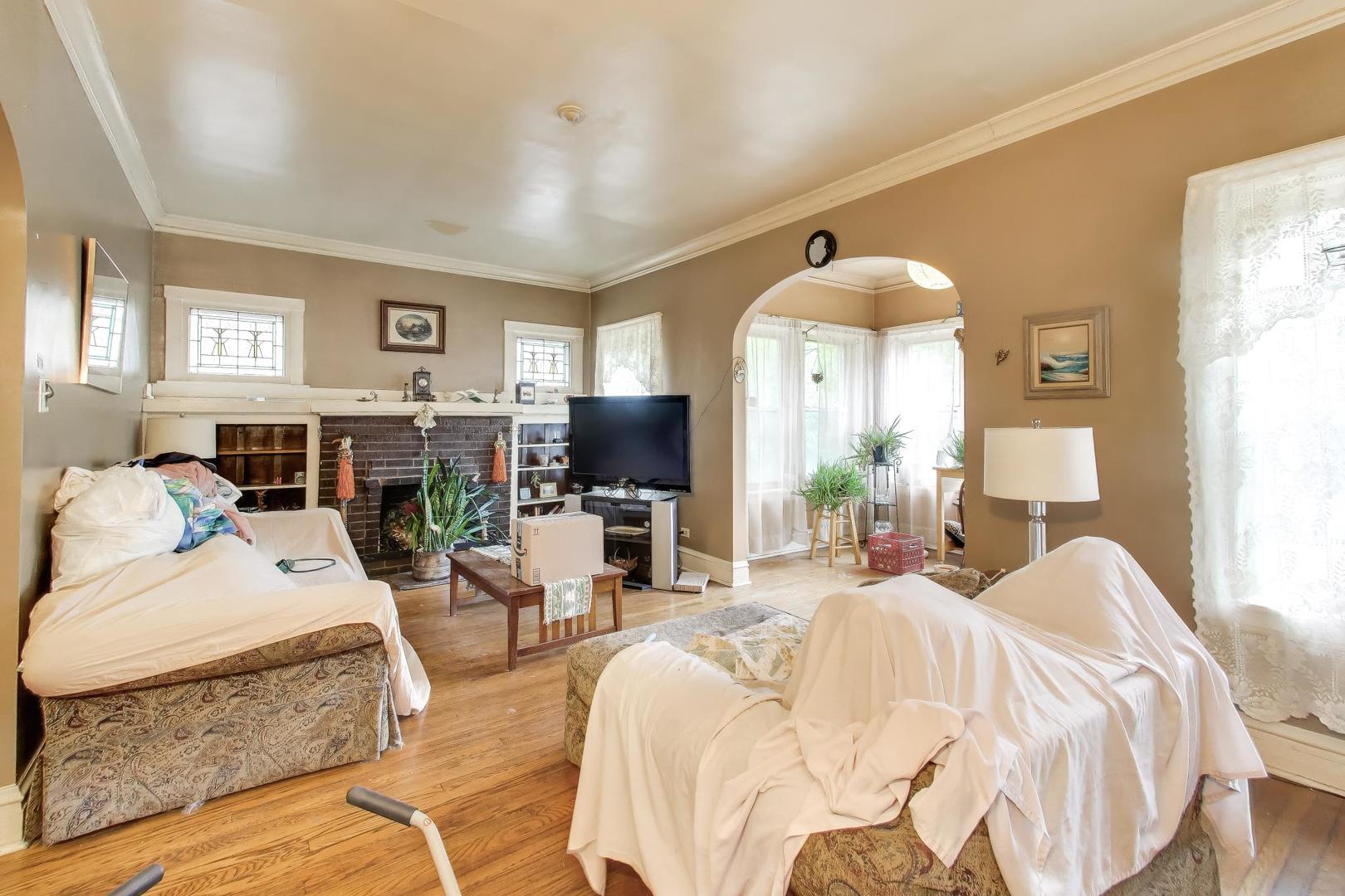 3848 West Irving Park Road Chicago, IL 60618 - Photo 11 of 27 Gallery Image 11