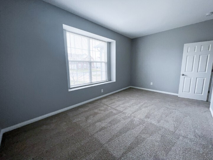 2705 Rothe Lane Indianapolis, IN 46229 - Photo 14 of 20 Gallery Image 14