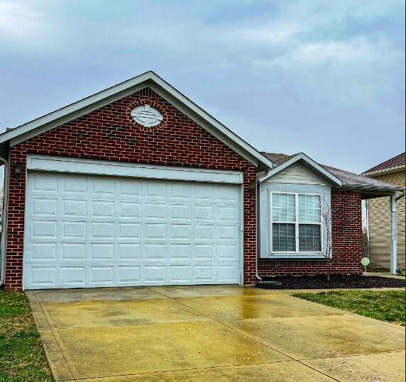 2705 Rothe Lane Indianapolis, IN 46229 - Photo 3 of 20 Gallery Image 3