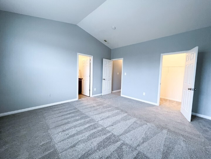 2705 Rothe Lane Indianapolis, IN 46229 - Photo 9 of 20 Gallery Image 9